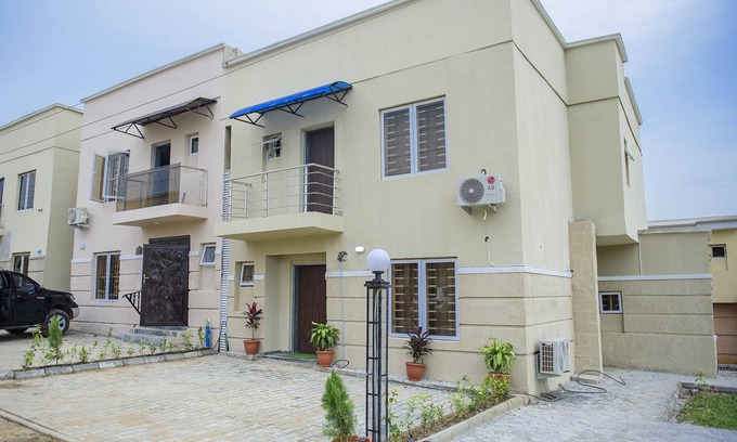 Abuja Apartment | Luxury 1 Beds Apart - 24Hrs Electric/WIFI/Security