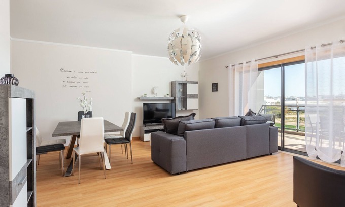 Olhao Apartment | Luxury 2-Bedroom Apartment with Rooftop Pool, Village Marina, Olhão