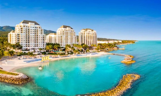 Montego Bay Condo | Luxury 2 BR 2.5BA in optional all-inclusive resort high floor beachfront tower