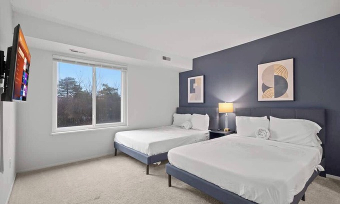 Bryant Pattengill West Apartment | Luxury 2BD | DT Ann Arbor | 3 Beds | Free Parking