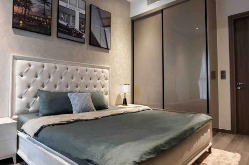 Da Kao Apartment | Luxury 2bd rooftop bar & pool in saigon center
