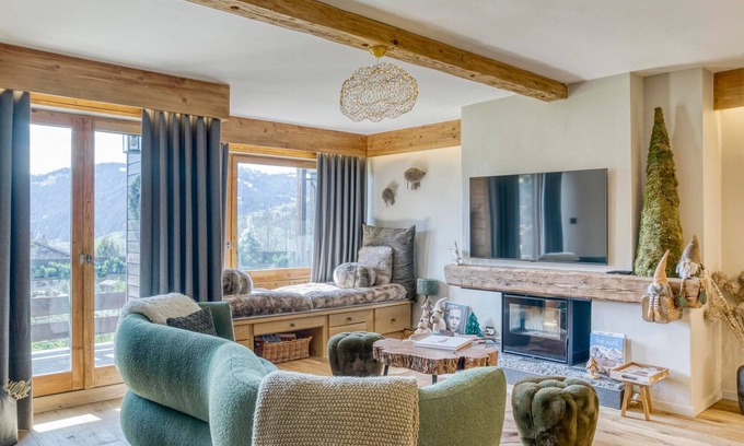 Le Planellet Apartment | Luxury 2BR Apartment with Fireplace, Balcony & Parking near Mont d'Arbois Ski Slopes