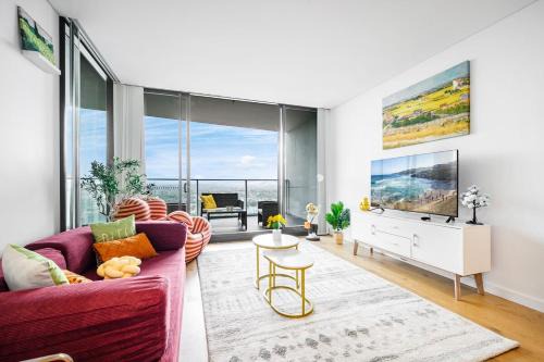 Parramatta Apartment | Luxury 2Br Apt Near Train Shopping Center