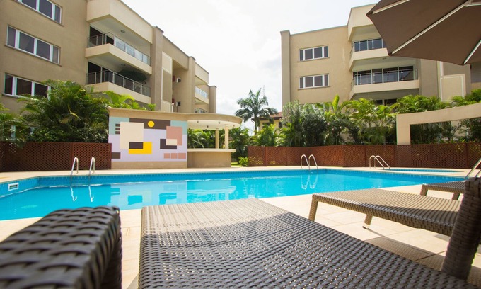 North Ridge Apartment | Luxury 3 Bed Apartment in Ridge