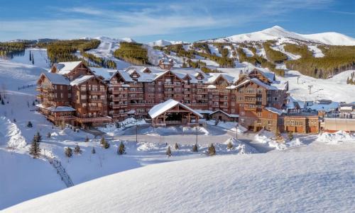 Peak 8 Apartment | Luxury 3 Bedroom Ski In, Ski Out One Ski Hill Residence Located At The Base Of Peak 8 With Hot Tub Access