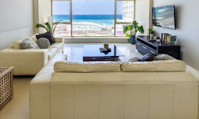 Tel Aviv Promenade Apartment | LUXURY 3 ROOMS APARTMENT- FULL SEA VIEW TO GORDON BEACH