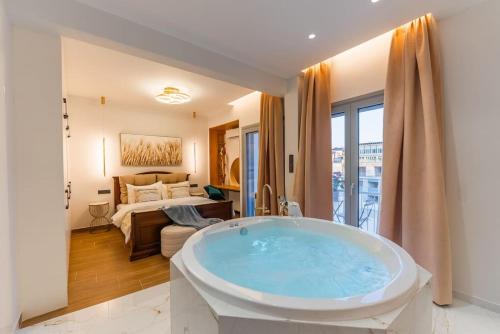 Koukaki Apartment | Luxury 4Bdrm Penthouse with Jacuzzi near Acropolis