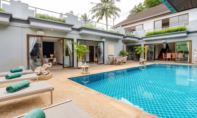 Patong Villa | Luxury 4BR Villa with Pool & Seaview Patong Beach