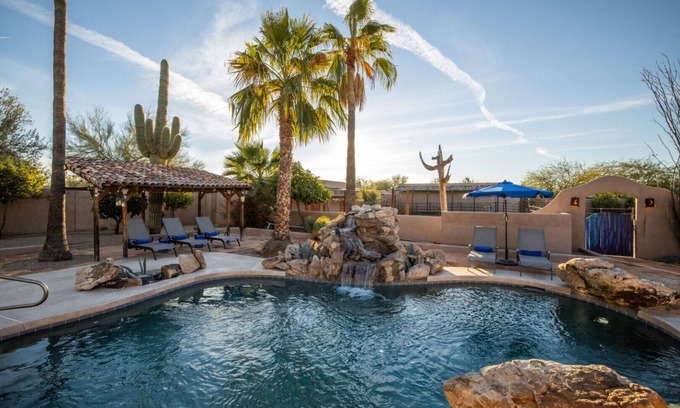 Monte De Paz House | Luxury 5BR in Scottsdale: Pickleball, Pool & Golf!