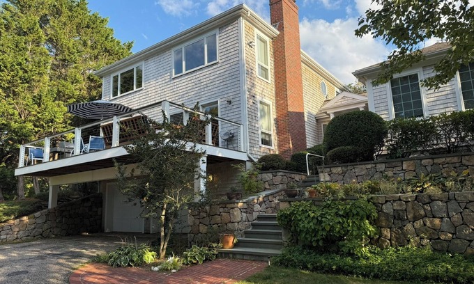 Falmouth House | Luxury 6-bedroom home in charming Falmouth walk to Private Beach, Bike Path