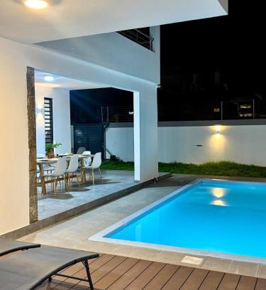 Flic-en-Flac Villa | Luxury 6BR Villa Flic en Flac