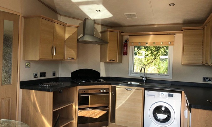 Burgh le Marsh House | LUXURY AND NEW CARAVAN FOR HIRE ON SOUTHVIEW, SKEGNESS