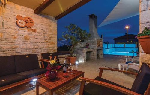 Kanfanar Apartment | Luxury apartment Alba with pool