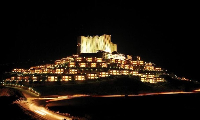 Kargicak Apartment | Luxury Apartment in GoldCity 15th floor