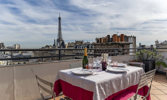 16th Arrondissement Apartment | Luxury apartment/Rooftop - Trocadero/Tour Eiffel
