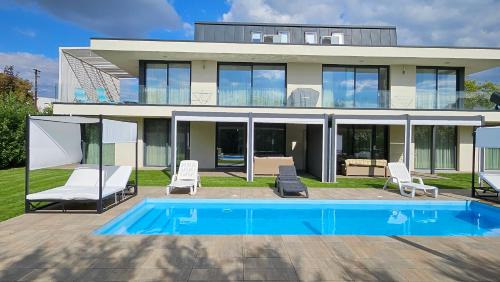 Balatonalmadi Apartment | Luxury Apartments in Balatonalmádi, Almádi Lux Apartman I - Ocean Blue