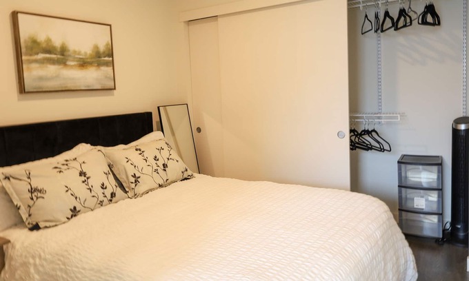Vancouver Apartment | Luxury Apt in Downtown Vancouver Waterfront