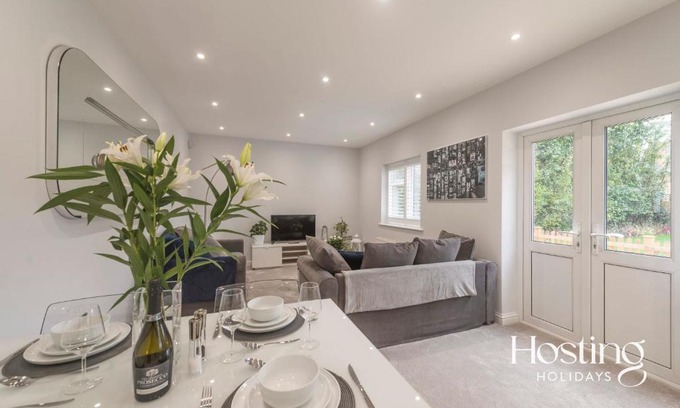 Ascot Apartment | Luxury Ascot Apartment Close To Racecourse No 3
