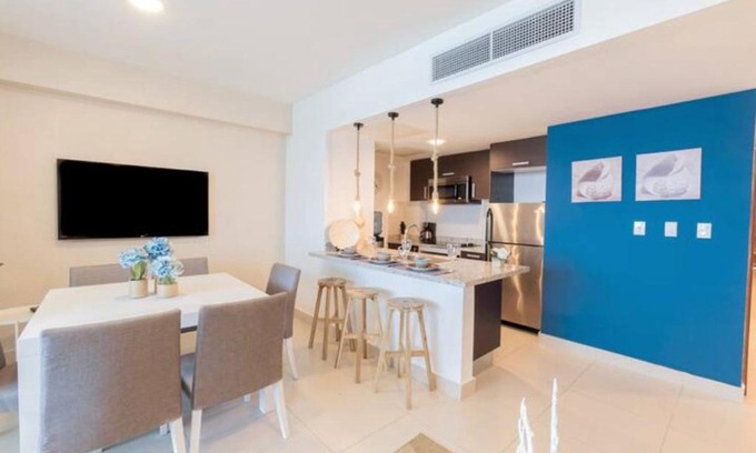 Juan Dolio - El Pueblo Apartment | Luxury Beachfront 2BR at Las Olas, Juan Dolio
