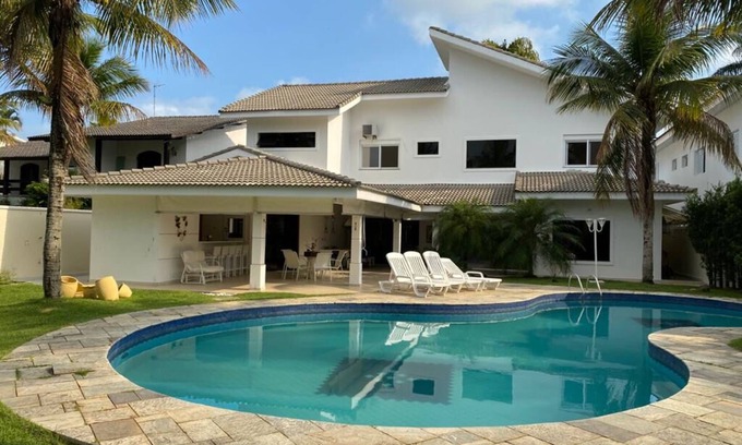 Jardim Acapulco House | Luxury Beach House, Pool, Waterfall, Balcony, Square Front, Total Security