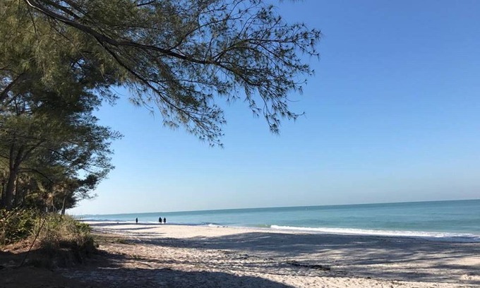 Sunset Beach Condo | Luxury Beachfront Condo with Spectacular Sunsets!