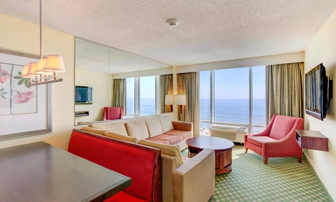 Northeast Virginia Beach Hotel | Luxury Beachfront Resort 1BR Suite w/Full Kitchen in VA Beach Sleeps 4+