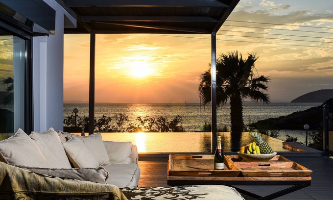 Palaia Fokaia Villa | Luxury Beachfront Villa Selenia Platinum in Sounio