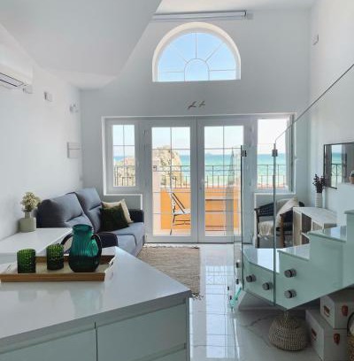 Catalan Bay House | Luxury Beachfront Home