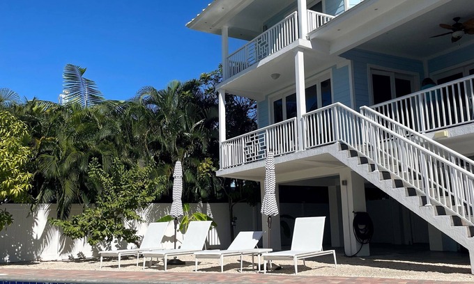 Pirates Cove House | Luxury Cape Cod Villa with pool and Tiki patio
