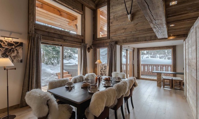 Meribel Centre Ski Chalet | Luxury chalet Méribel center 240m2 with spa and sauna
