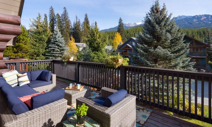 Whistler Ski Chalet | Luxury Chalet with Mountain Views Near Ski Lifts, Beside Bike Trails on Creek