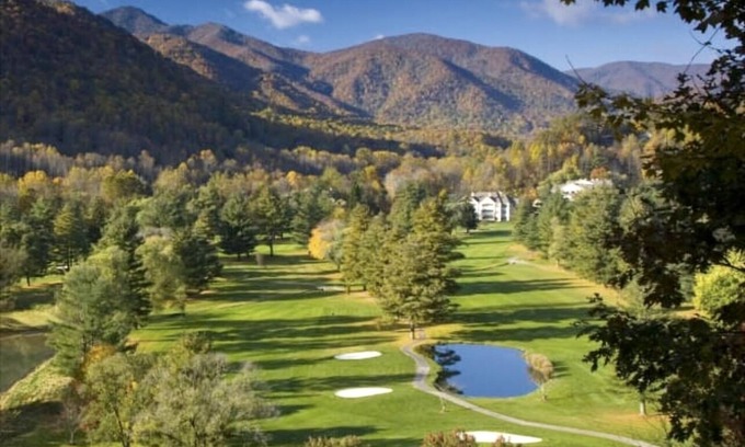 Maggie Valley Condo | Luxury Condo-Golf, Pool, Fitness Center & Mountain Views!