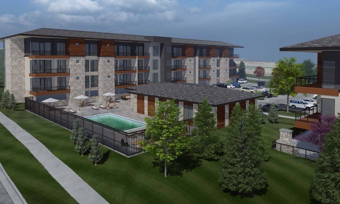 Manhattan Condo | Luxury Condo near Colbert Hils golf course and KSU
