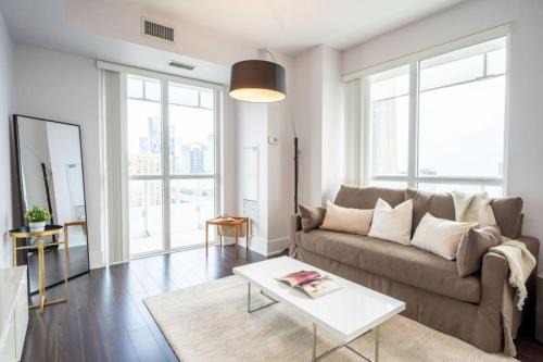 Toronto Entertainment District Apartment | Luxury Condo with Pool, CN Tower View, Gym, Workspace