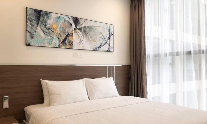 Tu Liem Apartment | Luxury Condotel Vinhomes Skylake Keangnam - Netflix free