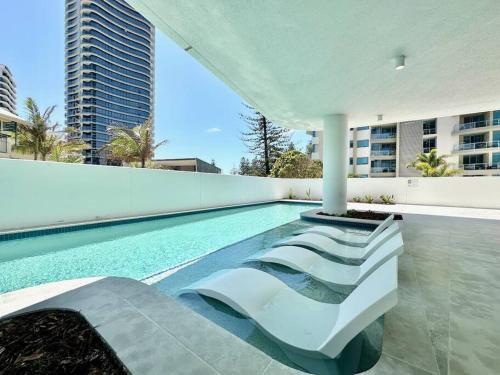 Mermaid Beach Apartment | Luxury Dawn Mermaid Beach, Ocean Views