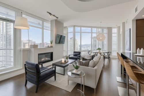 Central Apartment | Luxury Downtown Escape 2 Bedrooms on Granville
