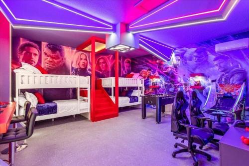 Reunion House | Luxury e Themed Rooms Minutes from Disney Parks