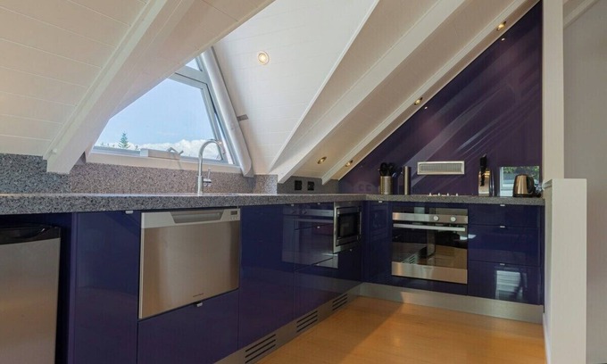 Wanaka Apartment | Luxury Eco Apt w/Pool, Gym & Sauna - Adults only