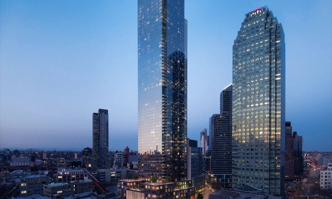 Hunters Point Apartment | Luxury Entire Studio Minutes From Time Square!