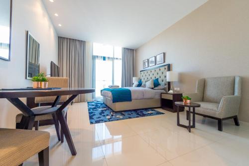 Dubai Apartment | Luxury Escapes - Quiet Studio near Expo City and DWC Airport - CELESTIA TOWER