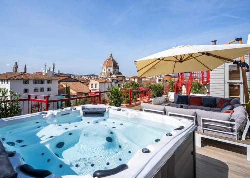 Sant' Ambrogio House | Luxury Florence Penthouse with Rooftop Terrace
