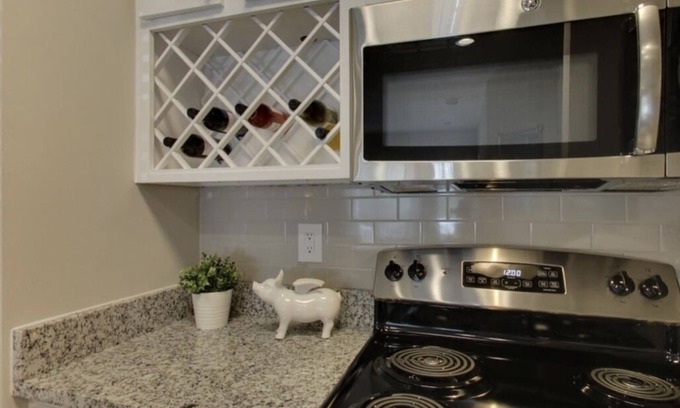 Jacksonville Condo | 🔆Luxury Gated Condo Heart ♥️ Everything!🔆
