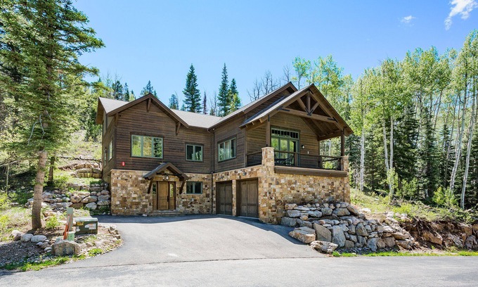 Purgatory House | Luxury Home Across from Purgatory with Great Views
