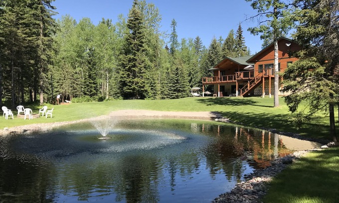 Columbia Falls House | Luxury Home on Glacier Tamarack offers Tranquility, Sleeps 12