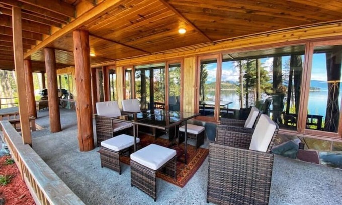 Bigfork House | Luxury Lakeview Suite with Stunning Sunsets in Popular Woods Bay Location