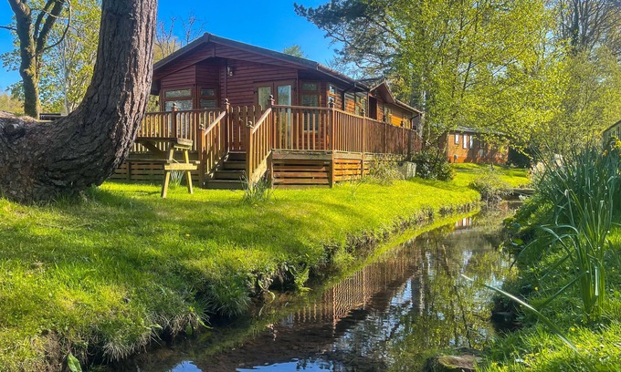 Troutbeck Bridge Cabin | Luxury lodge in a 5* tranquil setting on the shore of Lake Windermere