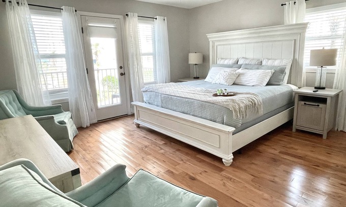Jacksonville Beach House | Luxury Ocean View Getaway!