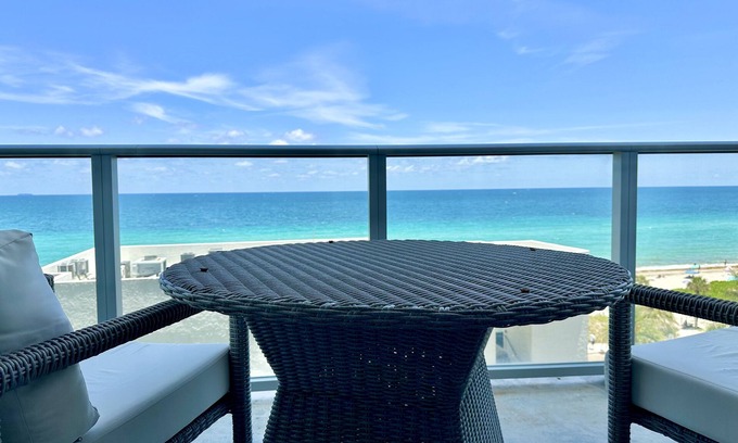 Hollywood South Central Beach Resort | Luxury Ocean view Suite @ Hyde resort Hollywood beach