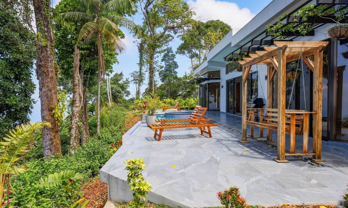 Ballena Villa | Luxury Ocean View Villa in Uvita